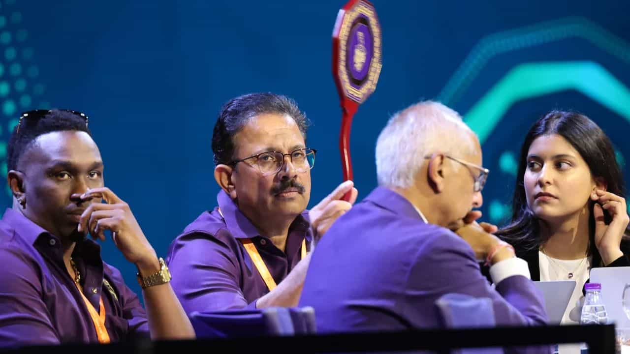 KKR, IPL 2025 Mega Auction: মেগা নিলামের প্রথম দিন 'সেভেন স্টার' পারফর্ম করেছে KKR, নাকি হল মাথা চাপড়ানোর জোগাড়? KKR, IPL 2025 Mega Auction: মেগা নিলামের প্রথম দিন 'সেভেন স্টার' পারফর্ম করেছে KKR, নাকি হল মাথা চাপড়ানোর জোগাড়?