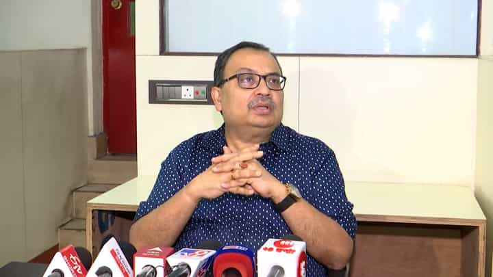 Kunal Ghosh: শুভেন্দু অধিকারীকে 'স্বপ্নের অভিধান' কেনার পরামর্শ কেন দিলেন কুণাল? Kunal Ghosh: শুভেন্দু অধিকারীকে 'স্বপ্নের অভিধান' কেনার পরামর্শ কেন দিলেন কুণাল?