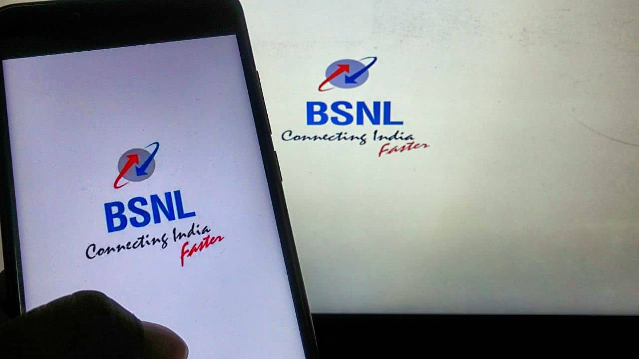 BSNL: বছরের শুরুতেই থমকে BSNL, নেটওয়ার্ক বদলে হাত কামড়াচ্ছেন গ্রাহকরা