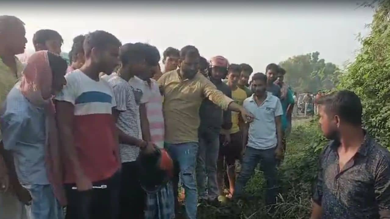 Malda Murder: অমাবস্যার রাতে হাড়হিম করা ঘটনা মালদহে, দেহ পড়ে এক জায়গায়, দূরে পড়ে রক্তাক্ত মুণ্ড