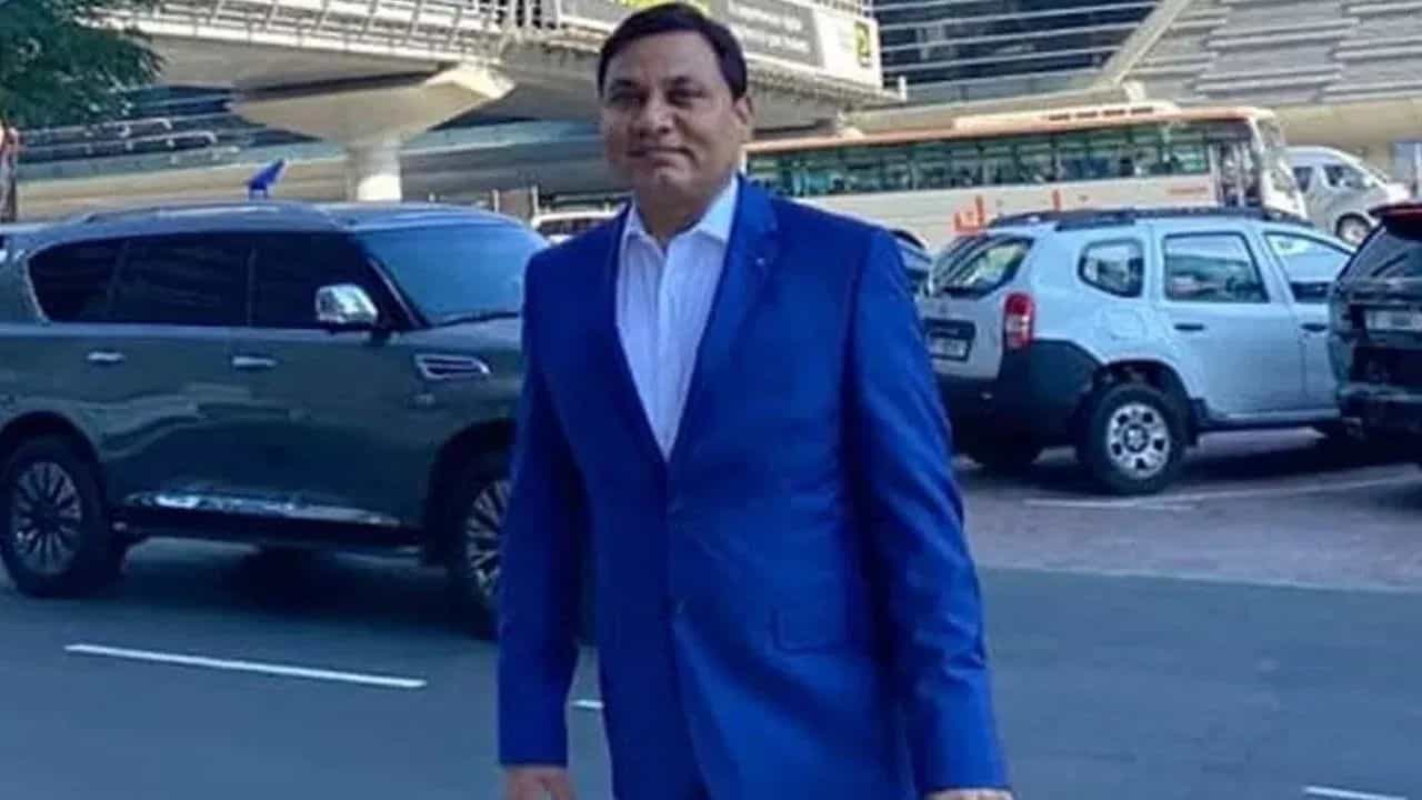 Prasanna Roy: ED থেকে CBI, এই মামলা থেকে ওই মামলা! ঘুরছে প্রসন্নর ভাগ্যের চাকা Prasanna Roy: ED থেকে CBI, এই মামলা থেকে ওই মামলা! ঘুরছে প্রসন্নর ভাগ্যের চাকা