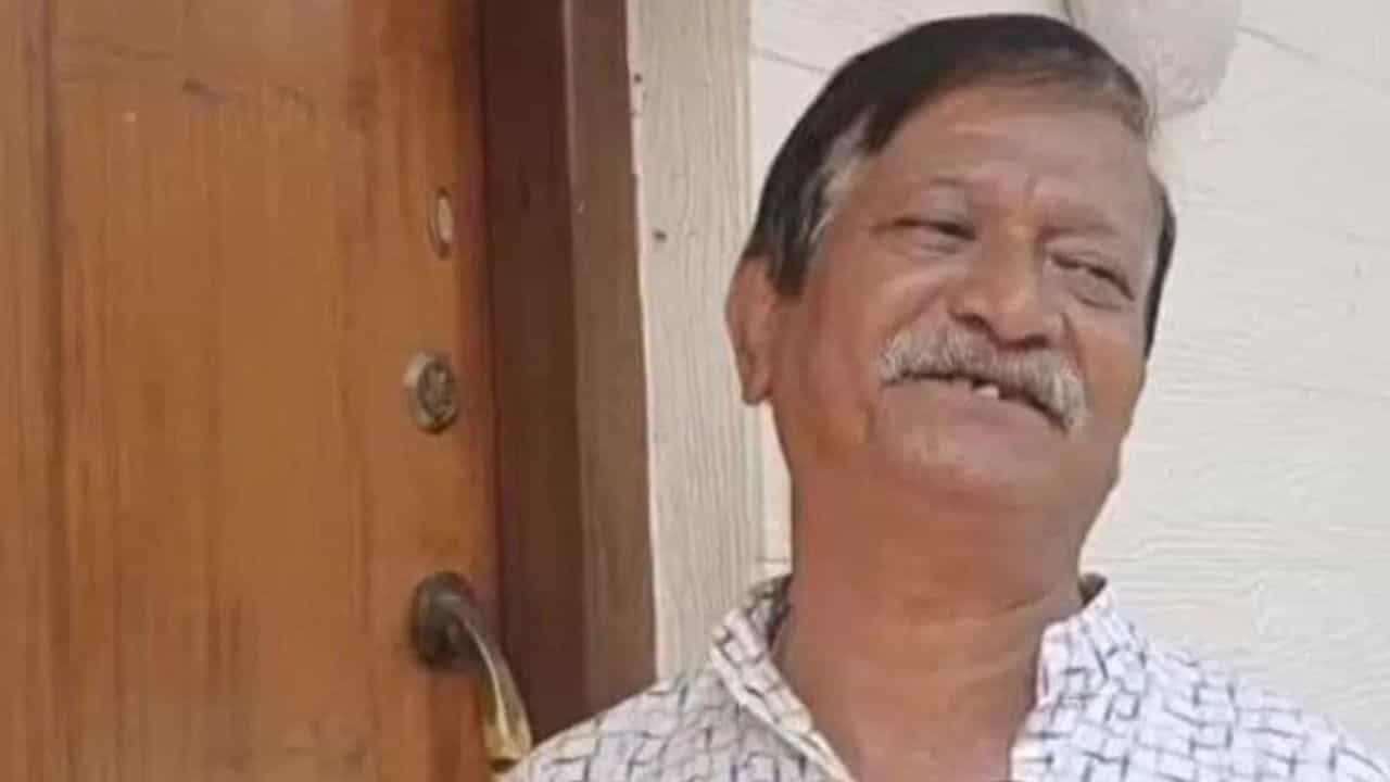 Sujay Krishna: 'কালীঘাটের কাকু'র বুকে আবার শুরু ব্যাথা, আদালতে যেতেই পারছেন না Sujay Krishna: 'কালীঘাটের কাকু'র বুকে আবার শুরু ব্যাথা, আদালতে যেতেই পারছেন না