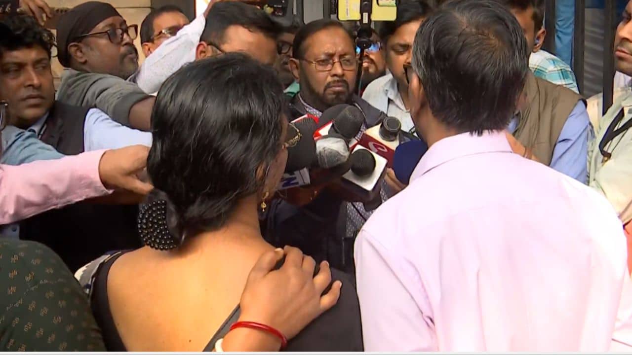 Tilottamas parents: হাইকোর্টে মামলার শুনানি নিয়ে কী চান? সুপ্রিম কোর্টের প্রধান বিচারপতিকে লিখিত আবেদনে সবটা জানালেন তিলোত্তমার বাবা-মা