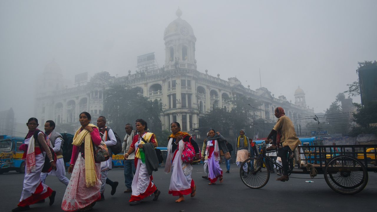 Winter Weather Update: নিম্নচাপের ‘প্রভাবে’ শীতে বাধা? ফের চড়বে তাপমাত্রা?