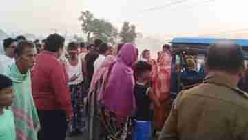 Malda: প্রাতঃভ্রমণে বেরিয়ে আর ফেরা হল না বাড়ি, রাস্তাতেই পড়ে রইল ৩ ব্যক্তির রক্তাক্ত দেহ, আশঙ্কাজনক আরও ৩