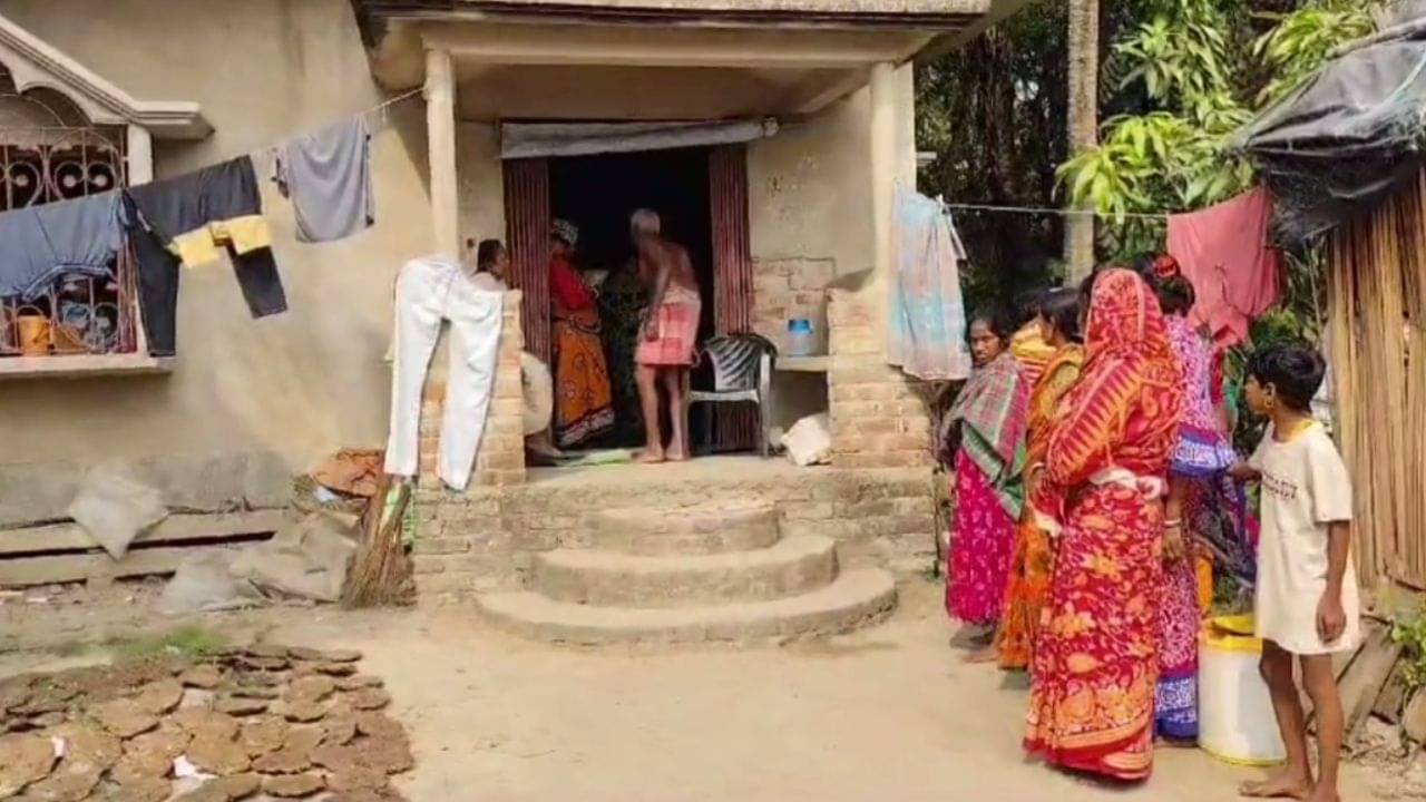 Namkhana: প্রেমিকরা বিয়ে করতে না চাওয়ায় দুই বান্ধবীই নিল বড় সিদ্ধান্ত, তাদের কাণ্ড থেকে স্তম্ভিত পুলিশও