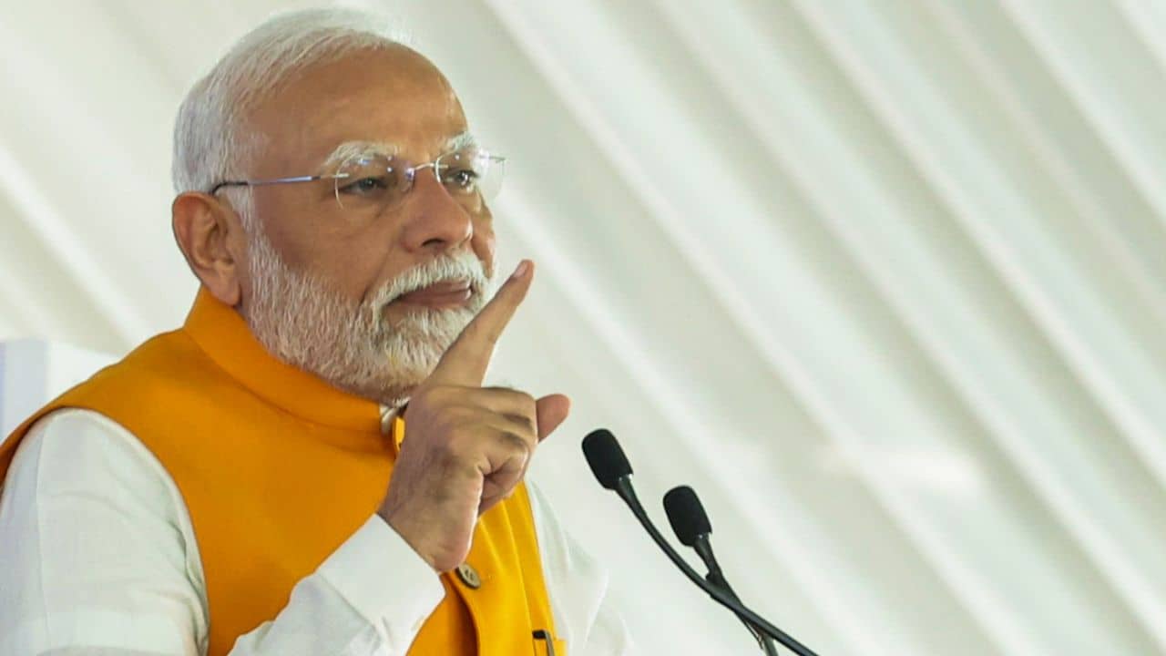 PM Narendra Modi: কানাডায় মন্দিরে হামলা নিয়ে কড়া বার্তা প্রধানমন্ত্রীর, কী বললেন নমো?