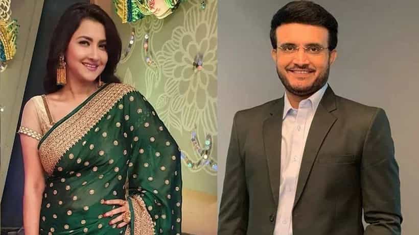 মনে হয় শুধু তোমার চোখে..., রচনার কথা শুনে লজ্জায় লাল সৌরভ