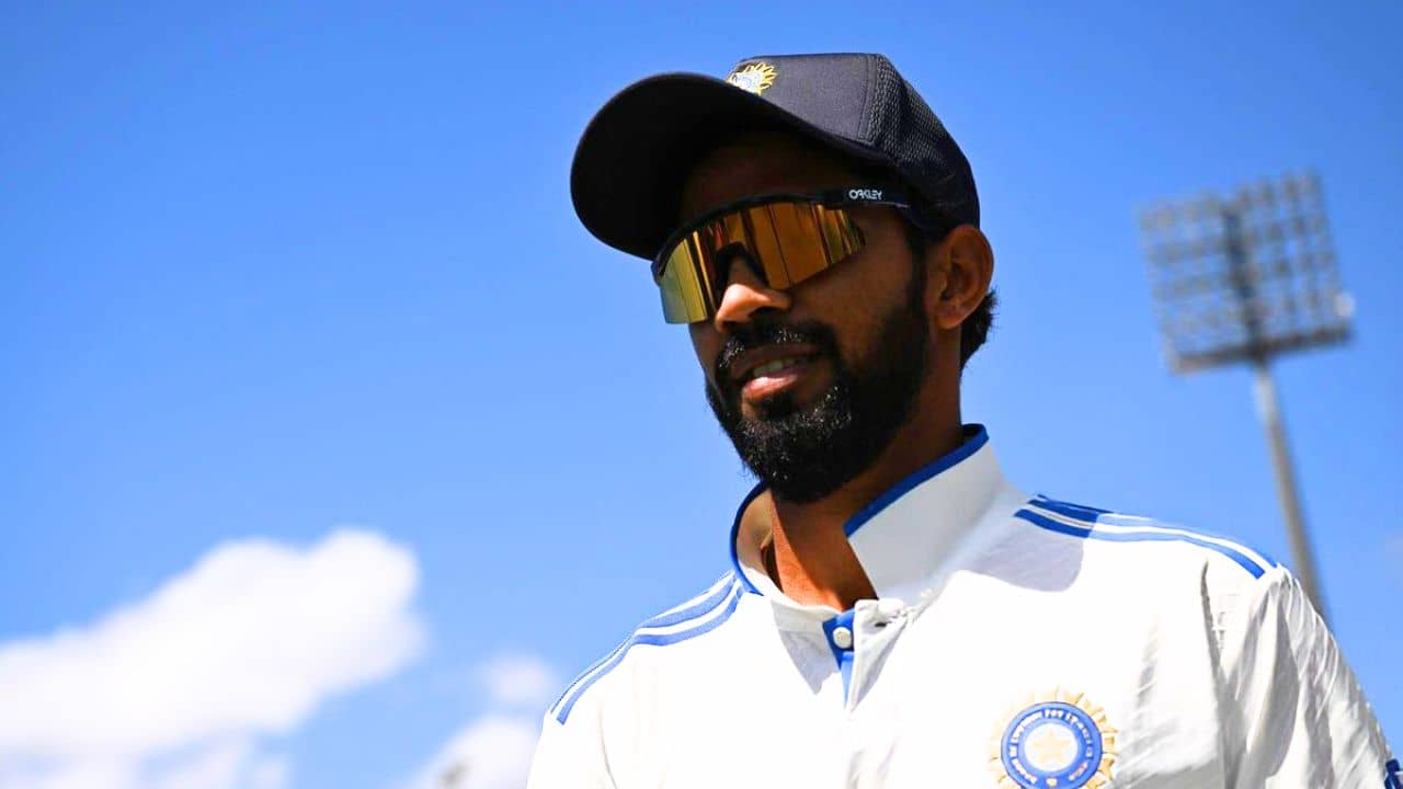 IND vs AUS: পারথ টেস্টে গিলের বিকল্প ওয়াকায় ধামাকা দেখানো ঋতুরাজ? দৌড়ে আরও এক