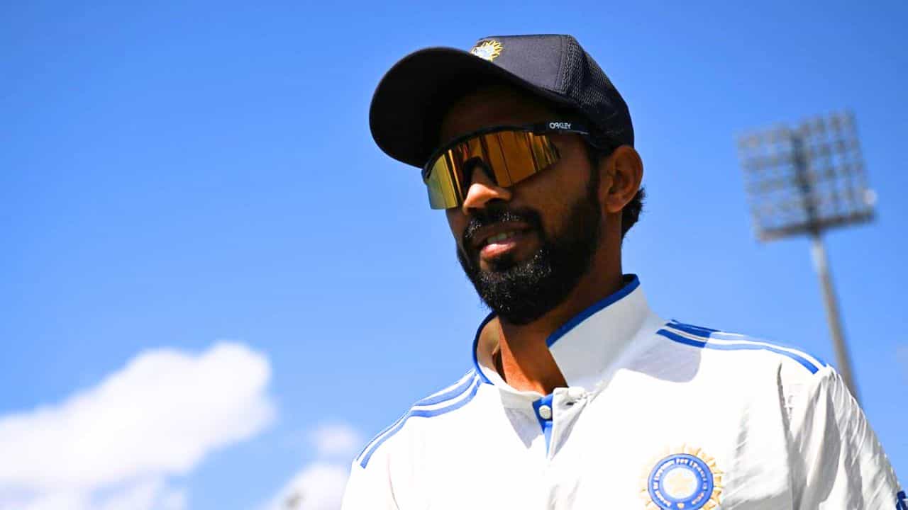 IND vs AUS: পারথ টেস্টে গিলের 'বিকল্প' ওয়াকায় ধামাকা দেখানো ঋতুরাজ? দৌড়ে আরও এক IND vs AUS: পারথ টেস্টে গিলের 'বিকল্প' ওয়াকায় ধামাকা দেখানো ঋতুরাজ? দৌড়ে আরও এক