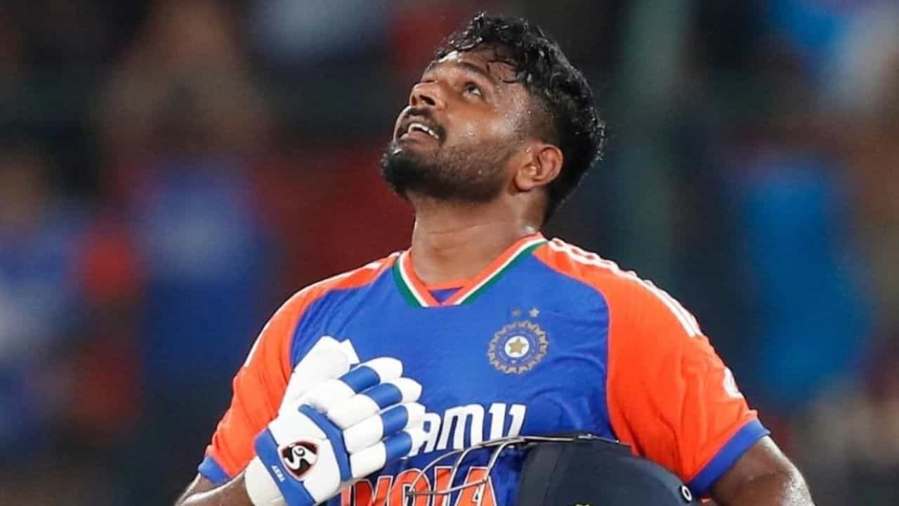 Sanju Samson: আমার ছেলের ১০ বছর নষ্ট করে দিয়েছে, ধোনি-বিরাটের বিরুদ্ধে মারাত্মক অভিযোগ সঞ্জুর বাবার Sanju Samson: আমার ছেলের ১০ বছর নষ্ট করে দিয়েছে, ধোনি-বিরাটের বিরুদ্ধে মারাত্মক অভিযোগ সঞ্জুর বাবার