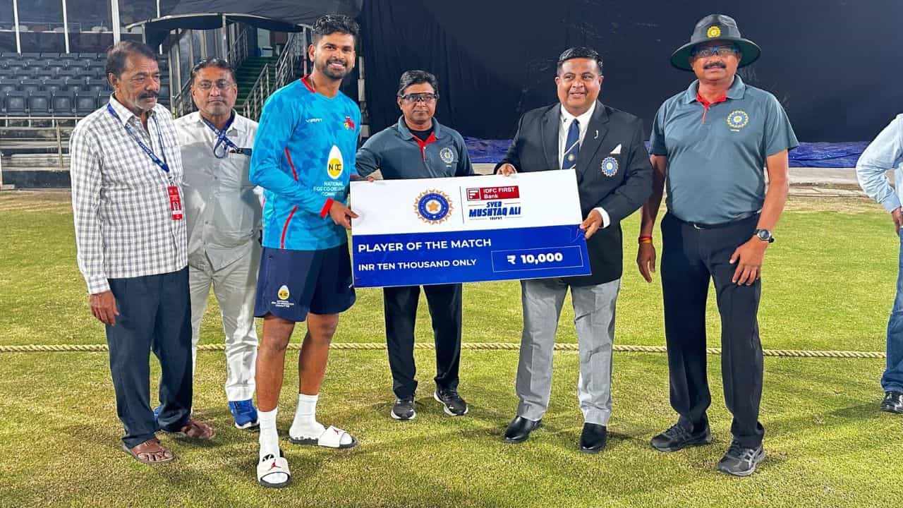 Shreyas Iyer: মুস্তাক আলিতে ক্যাপ্টেন্স নক শ্রেয়স আইয়ারের, পাবেন IPL-এ পঞ্জাবের ব্যাটন? Shreyas Iyer: মুস্তাক আলিতে ক্যাপ্টেন্স নক শ্রেয়স আইয়ারের, পাবেন IPL-এ পঞ্জাবের ব্যাটন?