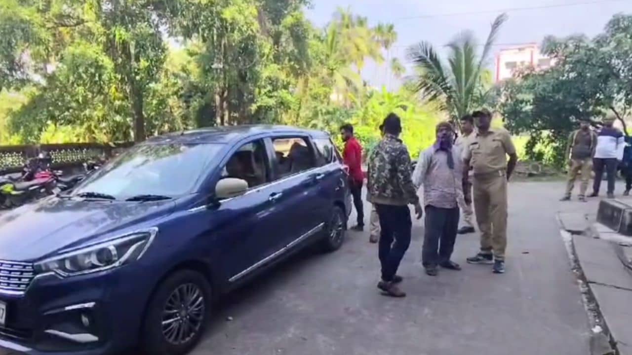 Sundarban: ২৫ কেজির বেশি হরিণের মাংস নিয়ে যাচ্ছিল, তপনকে হাতেনাতে ধরল পুলিশ