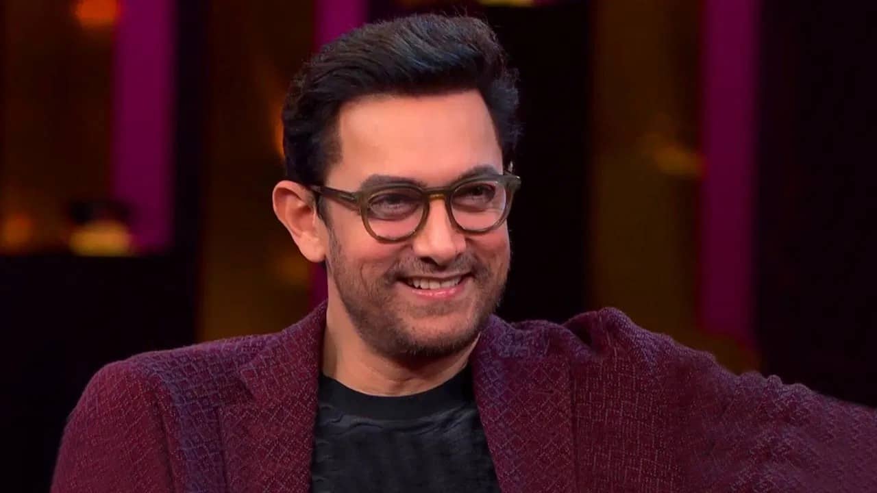 বয়স পেড়িয়েছে ৬০, তবে রোম্যান্সে না নেই আমিরের