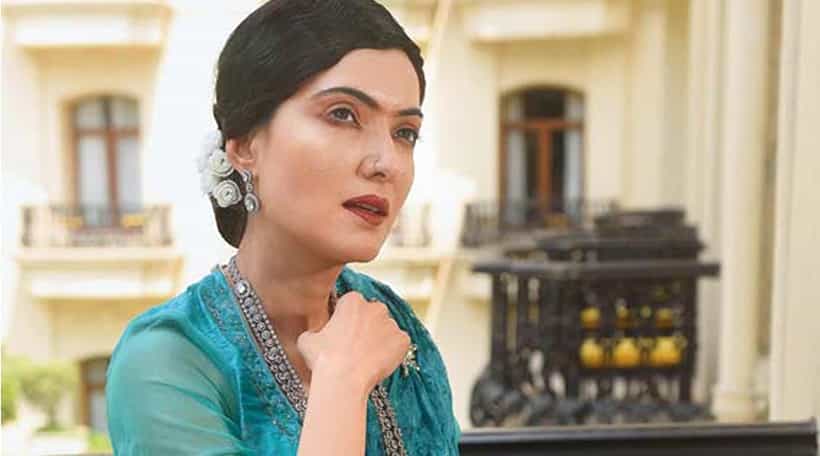 দিদি আমায় তৈরি করে নিয়েছেন, অর্পিতার প্রতি কৃতজ্ঞ হারমোনিয়াম বাদক পরম