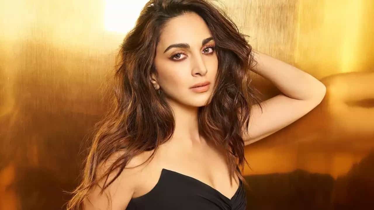 শুটিং সেটে সেক্সটয়, পরিচালকের নির্দেশে কী করেছিলেন কিয়ারা শুটিং সেটে সেক্সটয়, পরিচালকের নির্দেশে কী করেছিলেন কিয়ারা