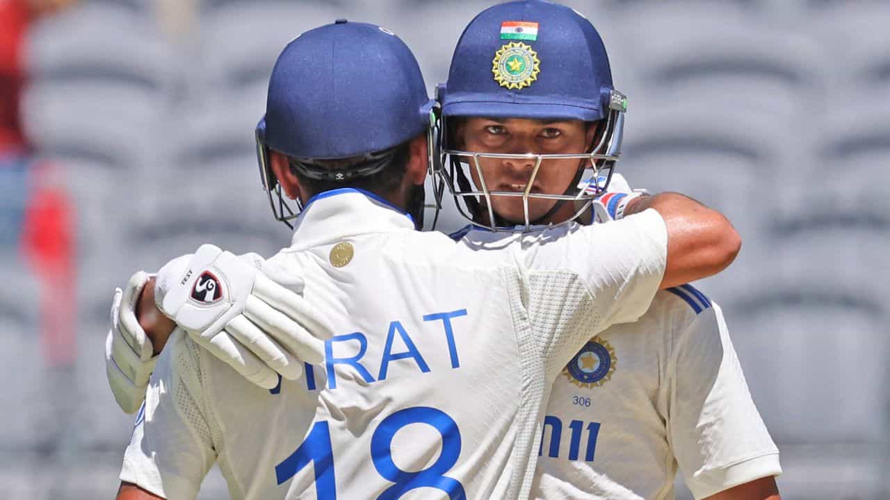 IND vs AUS: যশস্বী-কোহলির 'বিরাট' টার্গেট, বুমরাদের চাই আর ৭টি অনবদ্য ডেলিভারি IND vs AUS: যশস্বী-কোহলির 'বিরাট' টার্গেট, বুমরাদের চাই আর ৭টি অনবদ্য ডেলিভারি
