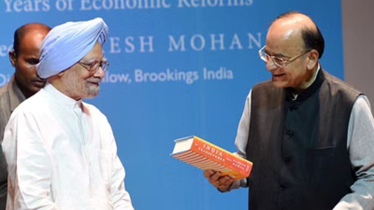 মনমোহন সিংহ এবং গুরশরণ কৌর সিংহের তিন সন্তান তিন জনেই কন্যা। অমৃত সিংহ, দমন সিংহ এবং উপিন্দর সিংহ। নিজ নিজ ক্ষেত্রে এঁরা প্রত্যেকেই সুপ্রতিষ্ঠিত। 