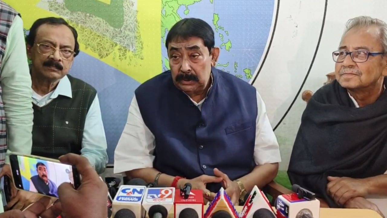 Anubrata Mondal: দলের কর্মীদের তেজী ঘোড়া বানাতে কী দওয়াই দিলেন কেষ্ট?