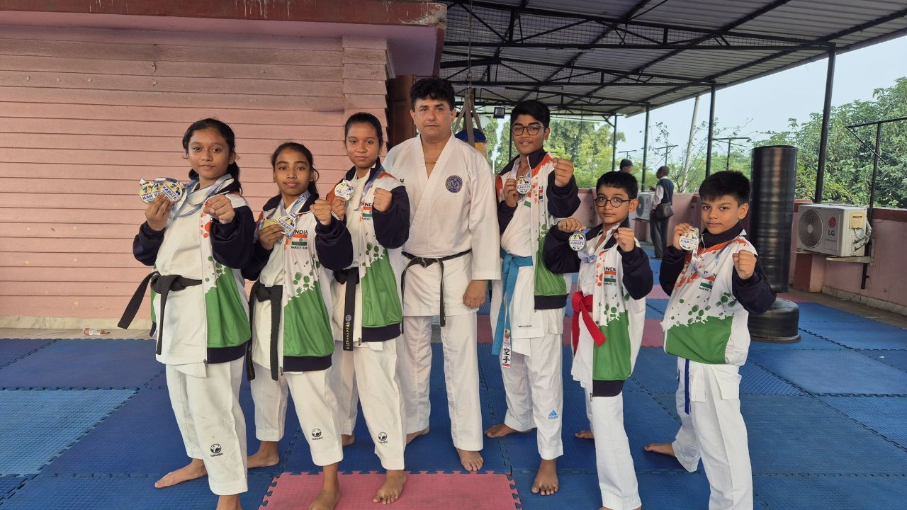 Commonwealth Karate Championship medalist form bengal