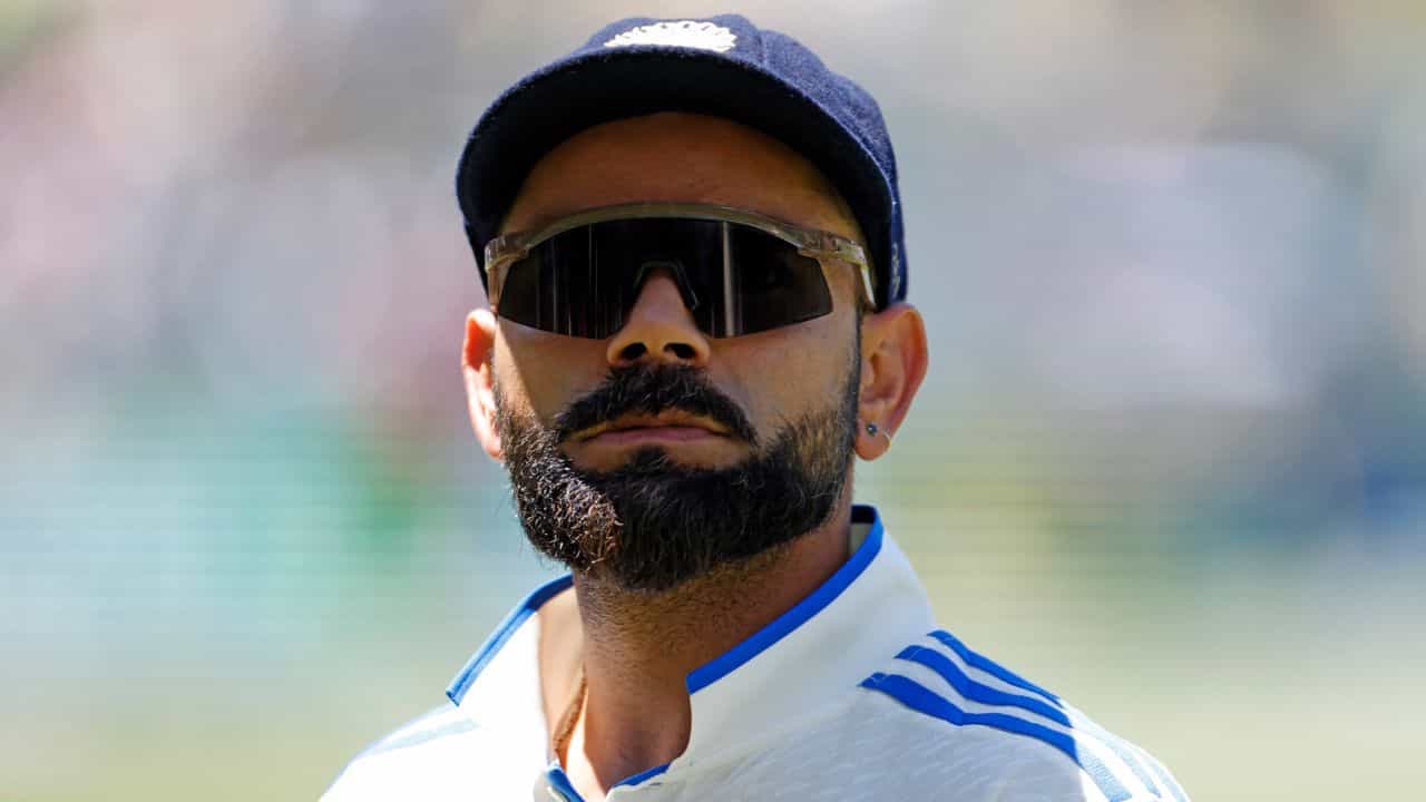 Virat Kohli: দেওয়ালে পিঠ? ফলোঅন এড়ানোর লড়াইয়ে টিম, বিরাট কোহলি 'চিকিৎসায়' Virat Kohli: দেওয়ালে পিঠ? ফলোঅন এড়ানোর লড়াইয়ে টিম, বিরাট কোহলি 'চিকিৎসায়'