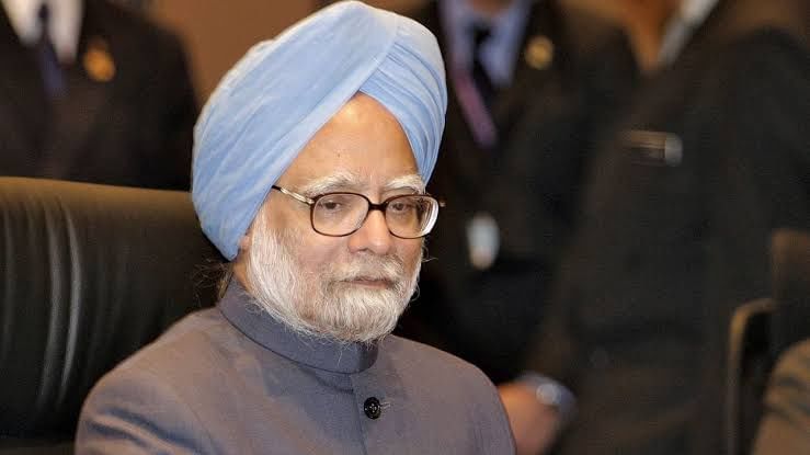 Former PM Manmohan Singh: আধার থেকে ১০০ দিনের কাজ, মনমোহনের এই পাঁচ সিদ্ধান্তে দেশে আসে বড় বদল