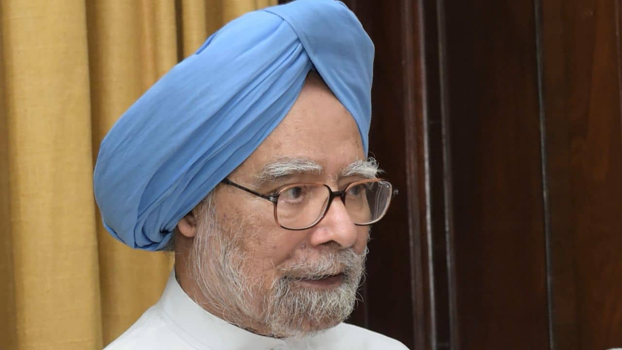 শুনেছেন নীরব প্রধানমন্ত্রীর কটাক্ষ, মনমোহনের একটা কথাই চুপ করিয়ে দিয়েছিল সকলকে