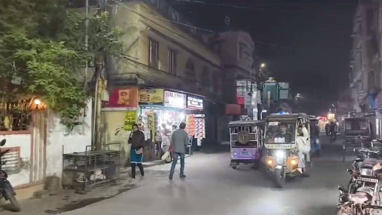 Hooghly: অর্ধনগ্ন মহিলার আর্তনাদ, উলঙ্গ লোকটার যৌনাঙ্গে টাটকা রক্ত, কোন্নগরের রাস্তায় তুমুল হইহই