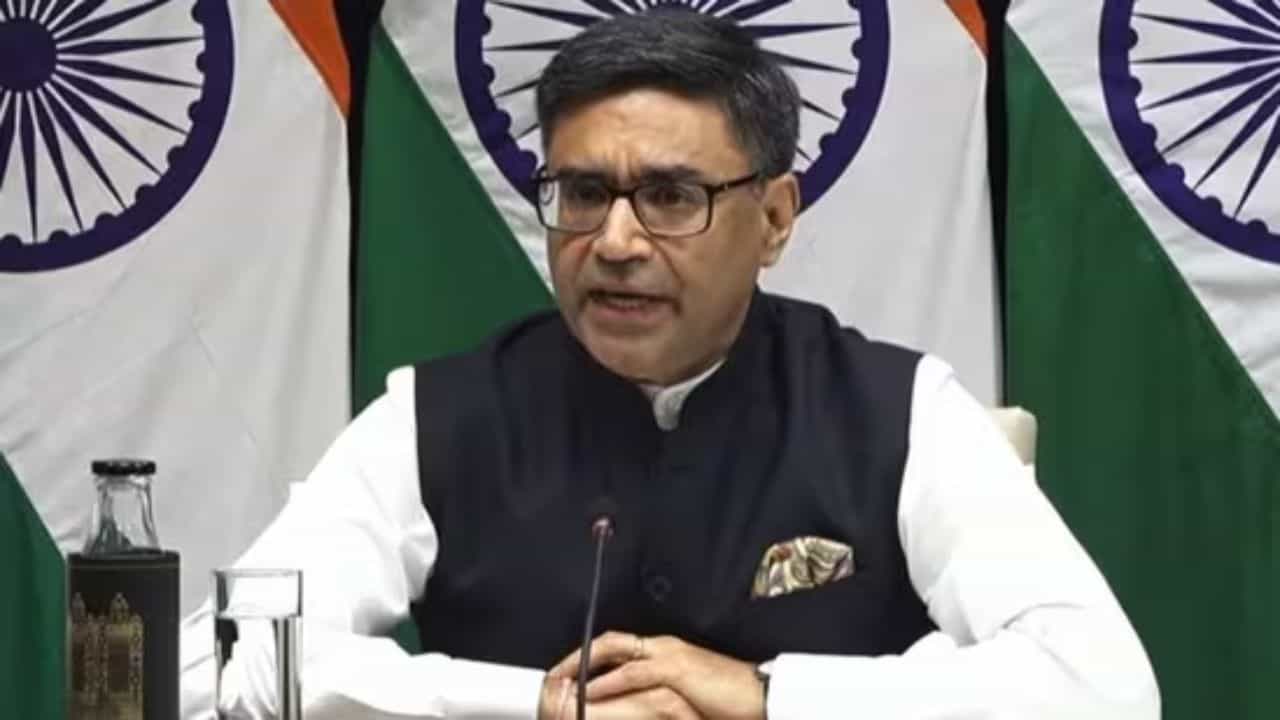 India's foreign secretary: এই প্রথম বাংলাদেশ নিয়ে বড় সিদ্ধান্ত ভারতের, ঢাকায় যাচ্ছেন বিদেশ সচিব India's foreign secretary: এই প্রথম বাংলাদেশ নিয়ে বড় সিদ্ধান্ত ভারতের, ঢাকায় যাচ্ছেন বিদেশ সচিব