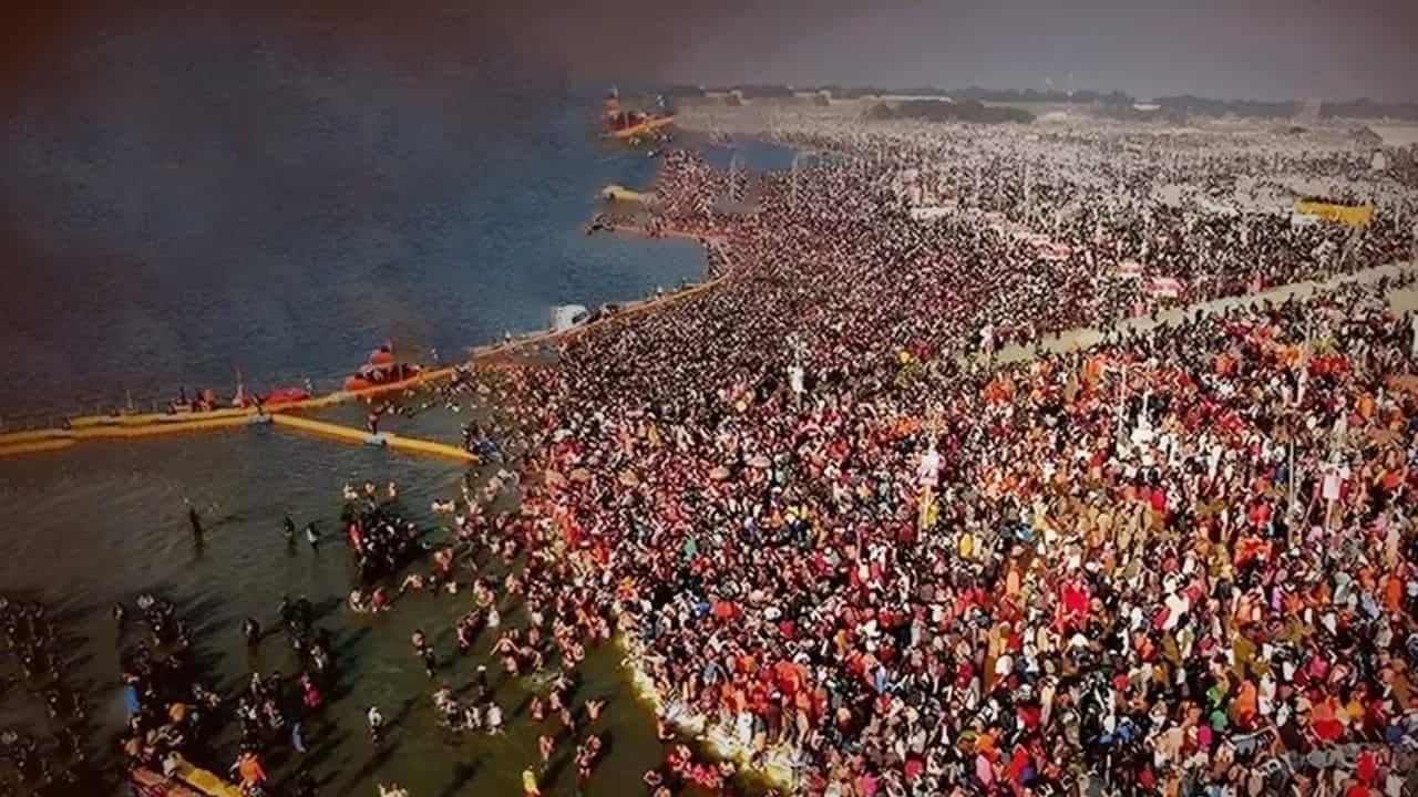 Kumbh Mela 2025: মহাকুম্ভের অপেক্ষায় প্রয়াগরাজ, পর্যটকদের পথ চেয়ে ব্যবসায়ীরা Kumbh Mela 2025: মহাকুম্ভের অপেক্ষায় প্রয়াগরাজ, পর্যটকদের পথ চেয়ে ব্যবসায়ীরা