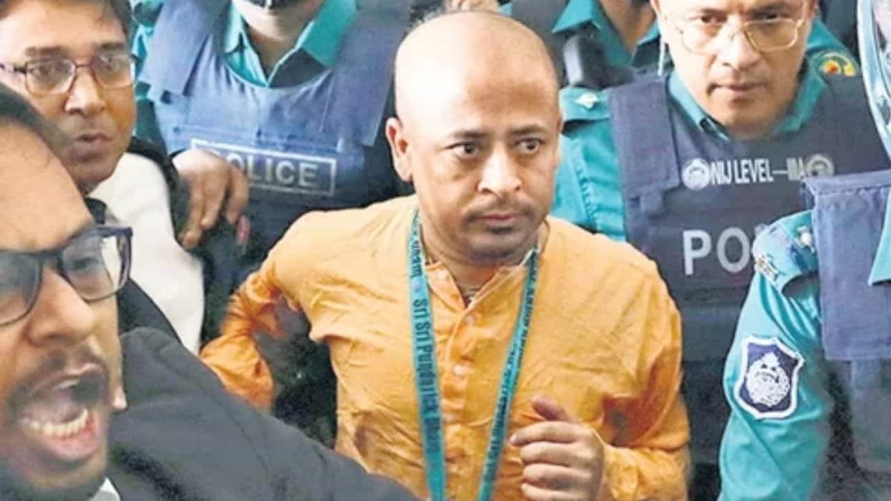 Bangladesh: আজ জেলমুক্তি হবে চিন্ময়ের? নাকি এবার পথে নামবে সনাতনী জাগরণ মঞ্চ? Bangladesh: আজ জেলমুক্তি হবে চিন্ময়ের? নাকি এবার পথে নামবে সনাতনী জাগরণ মঞ্চ?