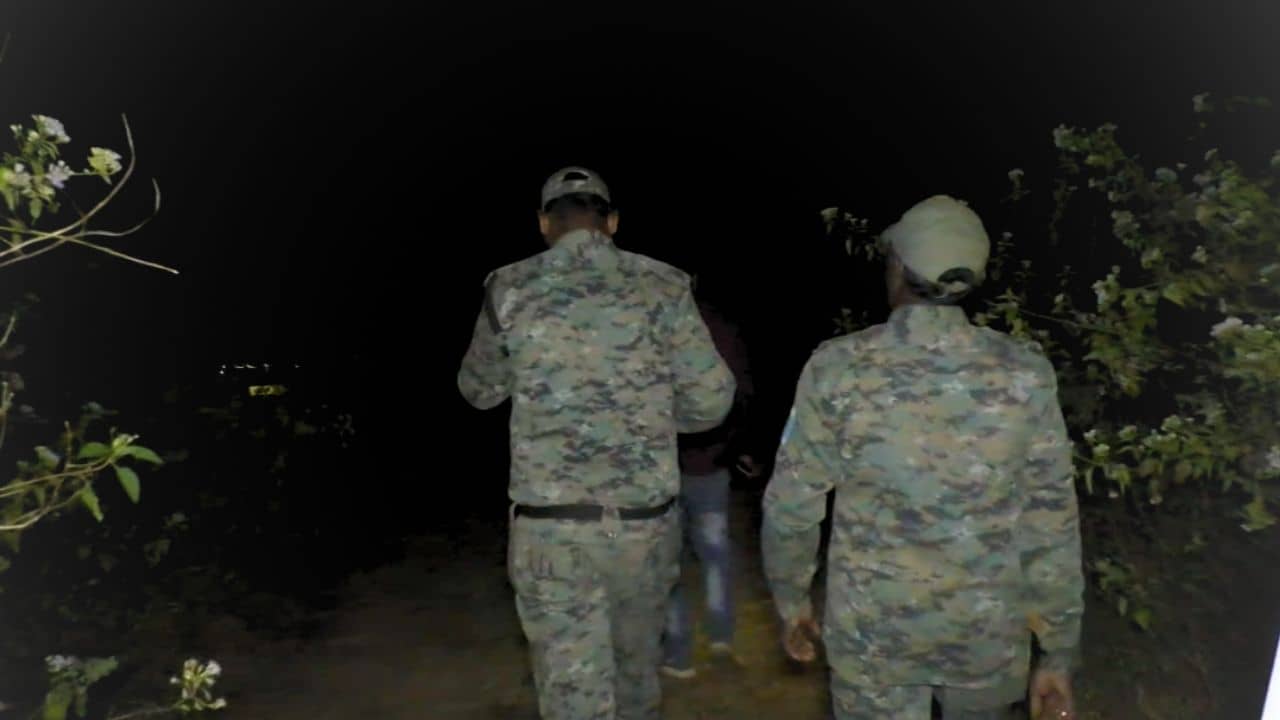 ভাঁড়ারি পাহাড়ে আজ টানটান রাত, জাগছে ওরা, ক্লাইম্যাক্স দেখেই ছাড়বে!