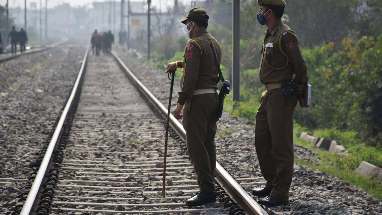 Rail Station: ভারতের শেষ স্টেশন রয়েছে বাংলাতেই, গান্ধীজি-নেতাজির স্মৃতি বহন করে দাঁড়িয়ে আছে আজও