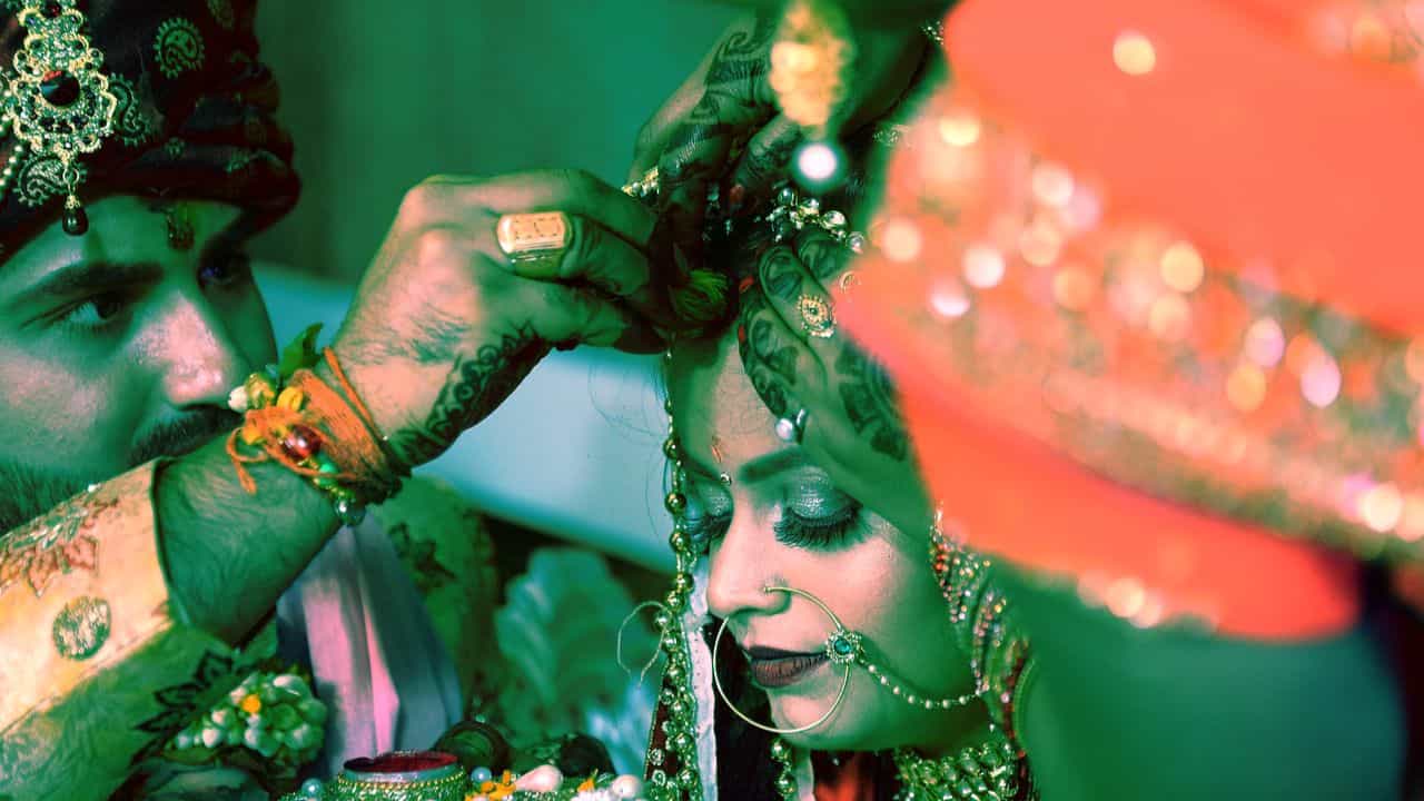 এই গ্রামের ছেলেমেয়েদের বিয়ে করছে না কেউ, বিয়ের নাম শুনলেই ভয়ে বুক কাঁপছে সবার, পাকা হওয়া বিয়েও ভেঙে যাচ্ছে নিমেষে এই গ্রামের ছেলেমেয়েদের বিয়ে করছে না কেউ, বিয়ের নাম শুনলেই ভয়ে বুক কাঁপছে সবার, পাকা হওয়া বিয়েও ভেঙে যাচ্ছে নিমেষে