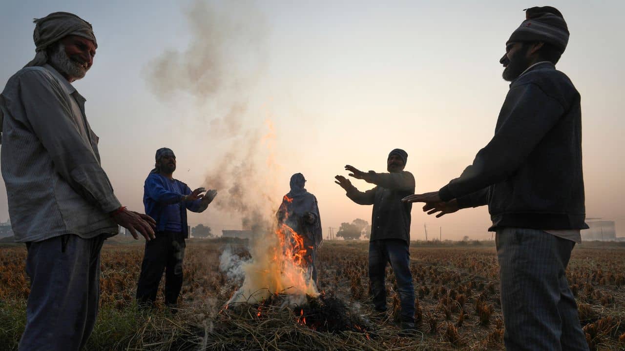 Weather Update: শীত-শীত আবহাওয়া দেখে ভুলবেন না, এ সুখ বেশিদিনের নয়