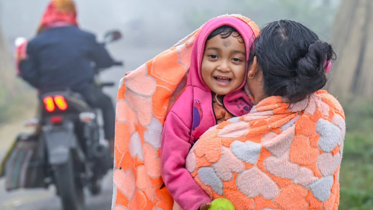 Weather Update: আবার স্যাঁতস্যাঁতে সকাল! পৌষের উইকেন্ড-এর দফা রফা করে দেবে আবহাওয়া, বলছে পূর্বাভাস