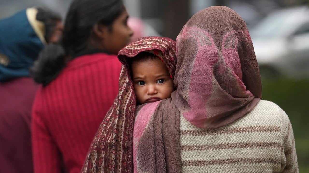 Weather Update: বাংলায় আজ রেকর্ড, দক্ষিণবঙ্গেই ৬ ডিগ্রিতে নেমেছে পারদ, আপনার জেলায় তাপমাত্রা কত