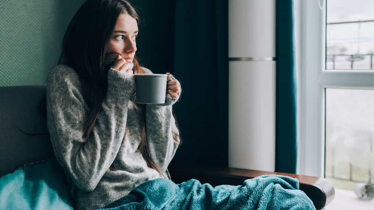 Winter Clothes: মাত্র ১৫০ টাকা খরচ করলেই প্রচুর গরম! হাড় কাঁপানো ঠান্ডার হাত থেকে বাঁচাতে পারে কলকাতার এই ৫ জায়গা Winter Clothes: মাত্র ১৫০ টাকা খরচ করলেই প্রচুর গরম! হাড় কাঁপানো ঠান্ডার হাত থেকে বাঁচাতে পারে কলকাতার এই ৫ জায়গা
