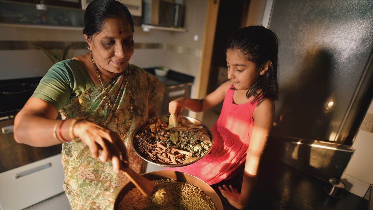 রান্না করার ভুলেই বাড়ছে ক্যানসারের ঝুঁকি! আপনিও সেই একই ভুল করছেন না তো?