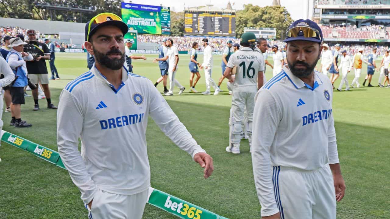 Rohit on Virat Kohli: ও কিন্তু আধুনিক গ্রেট, বিরাটের পাশে দাঁড়িয়ে পড়লেন রোহিত Rohit on Virat Kohli: ও কিন্তু আধুনিক গ্রেট, বিরাটের পাশে দাঁড়িয়ে পড়লেন রোহিত