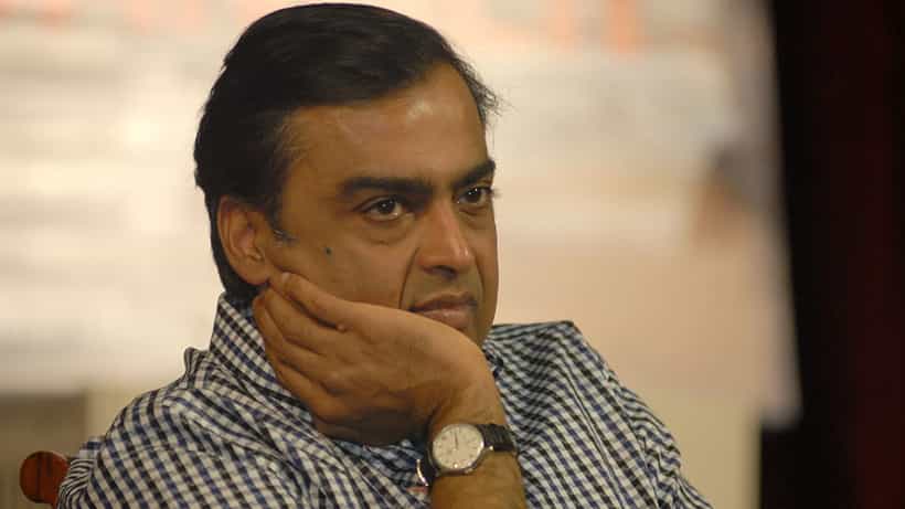 Mukesh Ambani: ছেলের বিয়ে দেওয়ার পরই ভারতের সবচেয়ে মোটা অঙ্কের লোন নিতে চলেছেন মুকেশ অম্বানী, হঠাৎ কী হল?