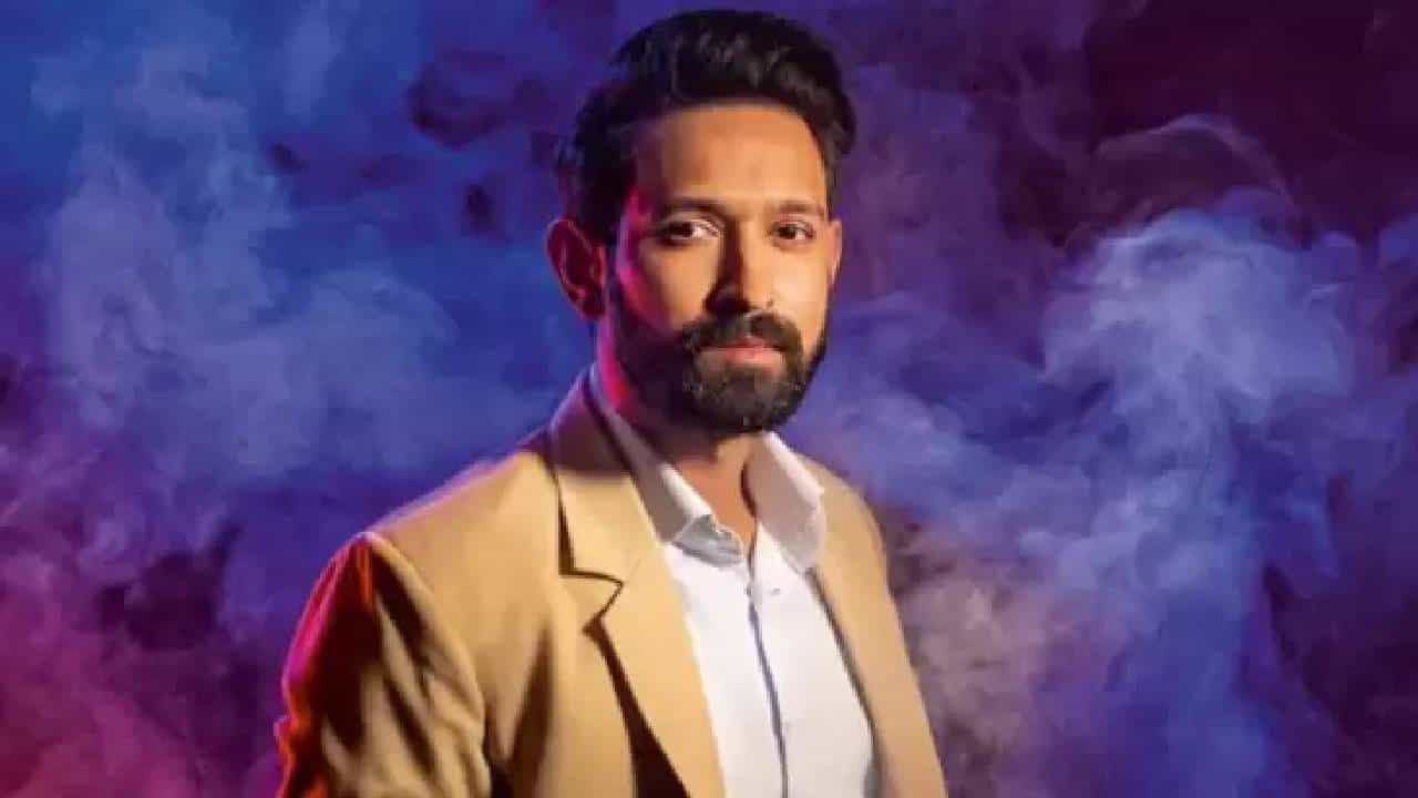 'বেশি ইংরেজি ব্যবহার করেছিলাম...', চাঁচাছোলা বিক্রান্ত 'বেশি ইংরেজি ব্যবহার করেছিলাম...', চাঁচাছোলা বিক্রান্ত