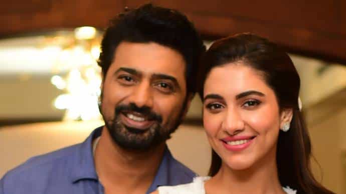 দেবকে পিতৃদিবস-এর শুভেচ্ছা রুক্মিণীর, আচমকা কেন এমন পোস্ট করলেন নায়িকা?