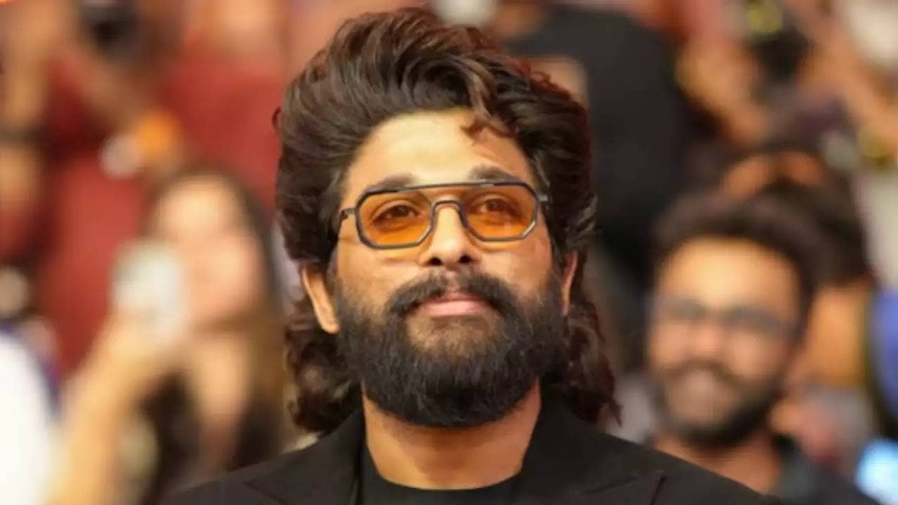 হায়দরাবাদে আল্লুর বাড়ির সামনে বিক্ষোভ অনুরাগীদের, নায়ক অনুরোধ করলেন...