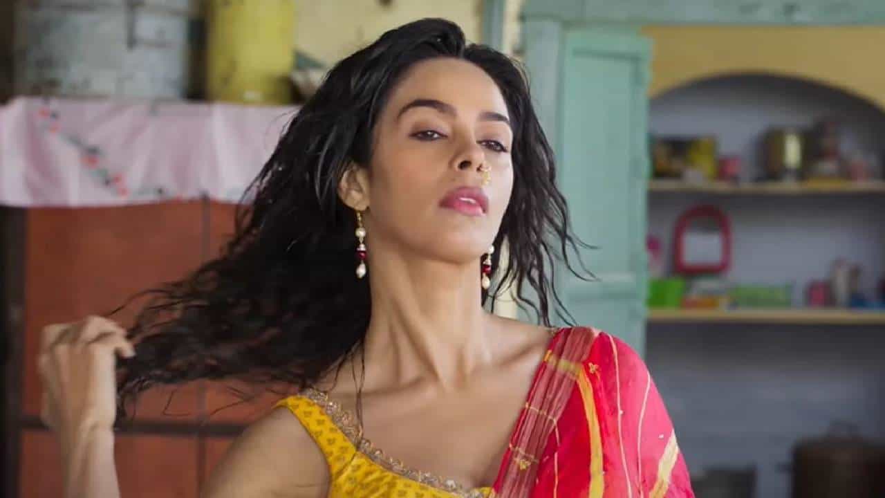 'ট্রফি ওয়াইফ' হতে নারাজ! তাই বড় সিদ্ধান্ত মল্লিকা শেরাওয়াতের 'ট্রফি ওয়াইফ' হতে নারাজ! তাই বড় সিদ্ধান্ত মল্লিকা শেরাওয়াতের