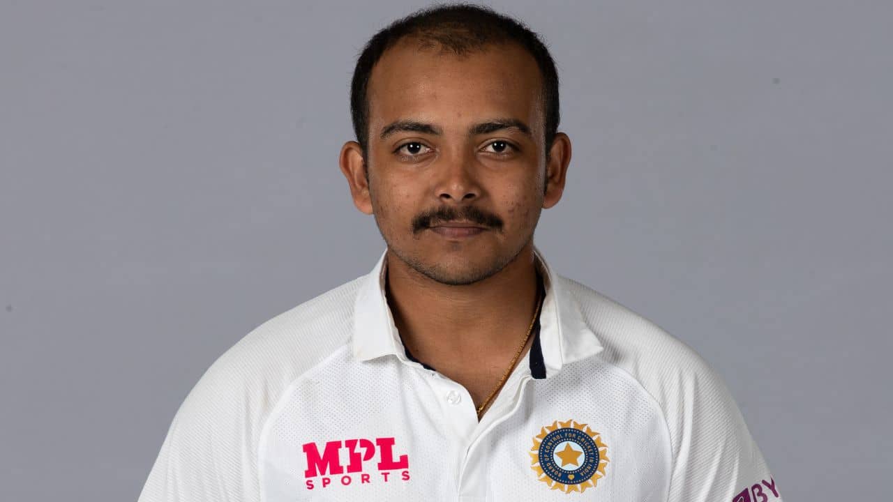 Prithvi Shaw: হারিয়েই গেলেন? মুম্বই সব ফর্ম্যাট থেকে পুরোপুরি ছেঁটে ফেলল পৃথ্বীকে!