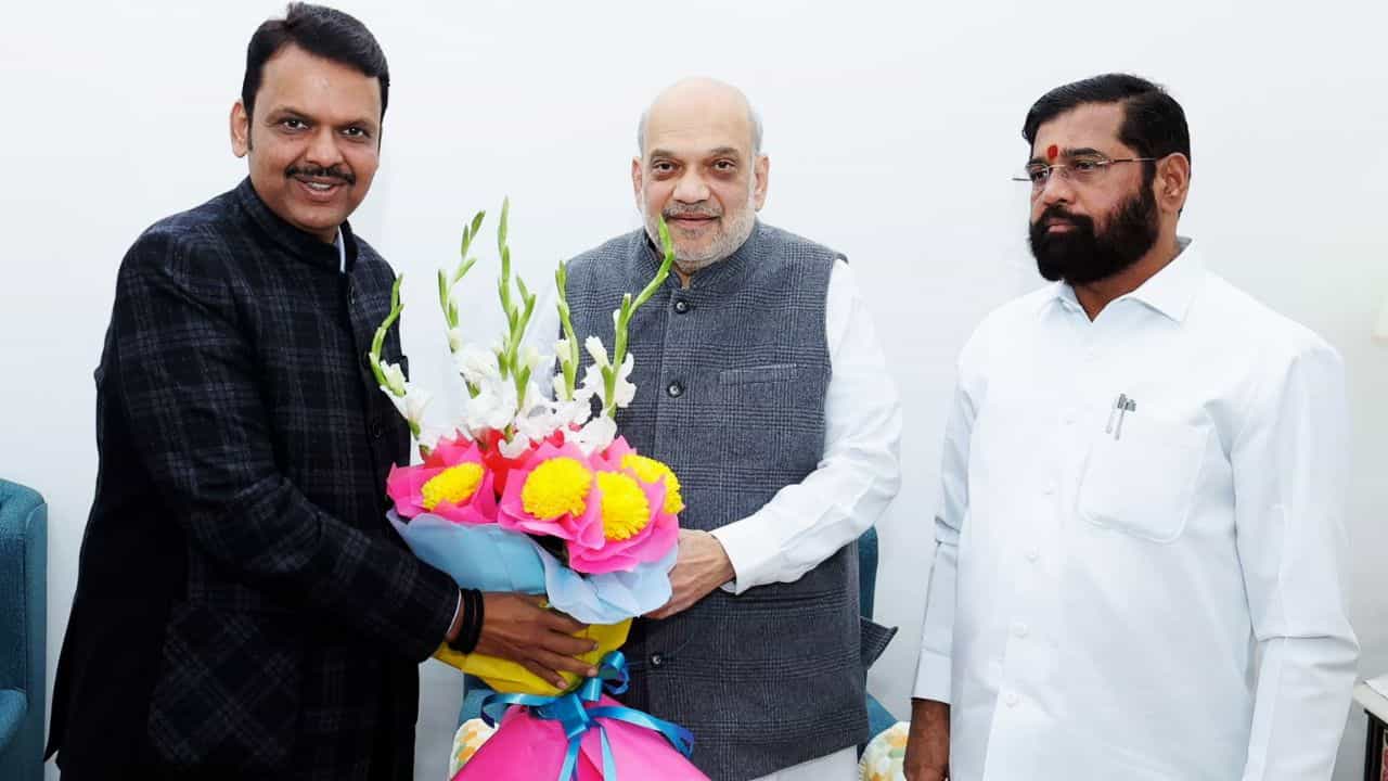 উপমুখ্যমন্ত্রী পদেই নিমরাজি শিন্ডে, কীভাবে হবে মন্ত্রী বাছাই, ফাঁস মহারাষ্ট্রের ফর্মুলা উপমুখ্যমন্ত্রী পদেই নিমরাজি শিন্ডে, কীভাবে হবে মন্ত্রী বাছাই, ফাঁস মহারাষ্ট্রের ফর্মুলা