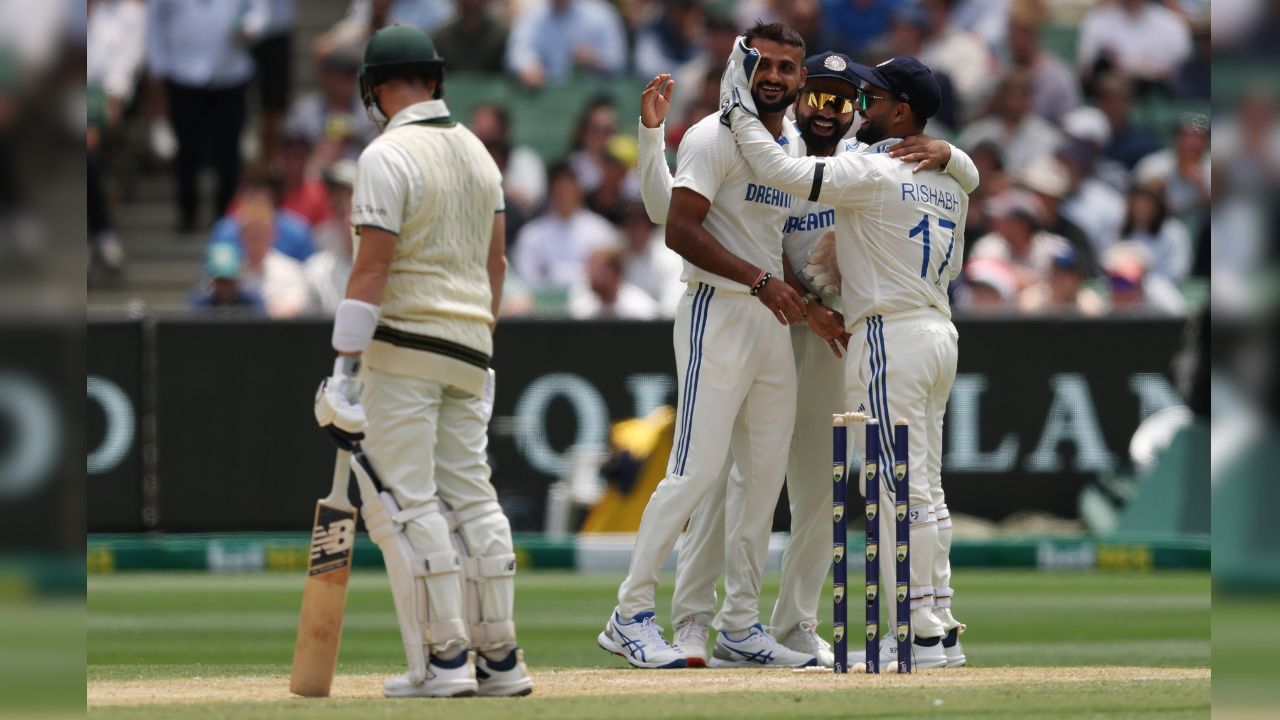 IND vs AUS: আকাশ দীপকে আক্রমণ, মজার আউট স্টিভ স্মিথ; অবশেষে অজি ইনিংস ইতি