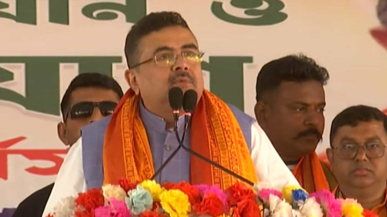 Suvendu Adhikari: 'যদি যোগ্য চাকরি প্রাথীদের চাকরি চলে যায়...', হুঁশিয়ারি শুভেন্দুর Suvendu Adhikari: 'যদি যোগ্য চাকরি প্রাথীদের চাকরি চলে যায়...', হুঁশিয়ারি শুভেন্দুর