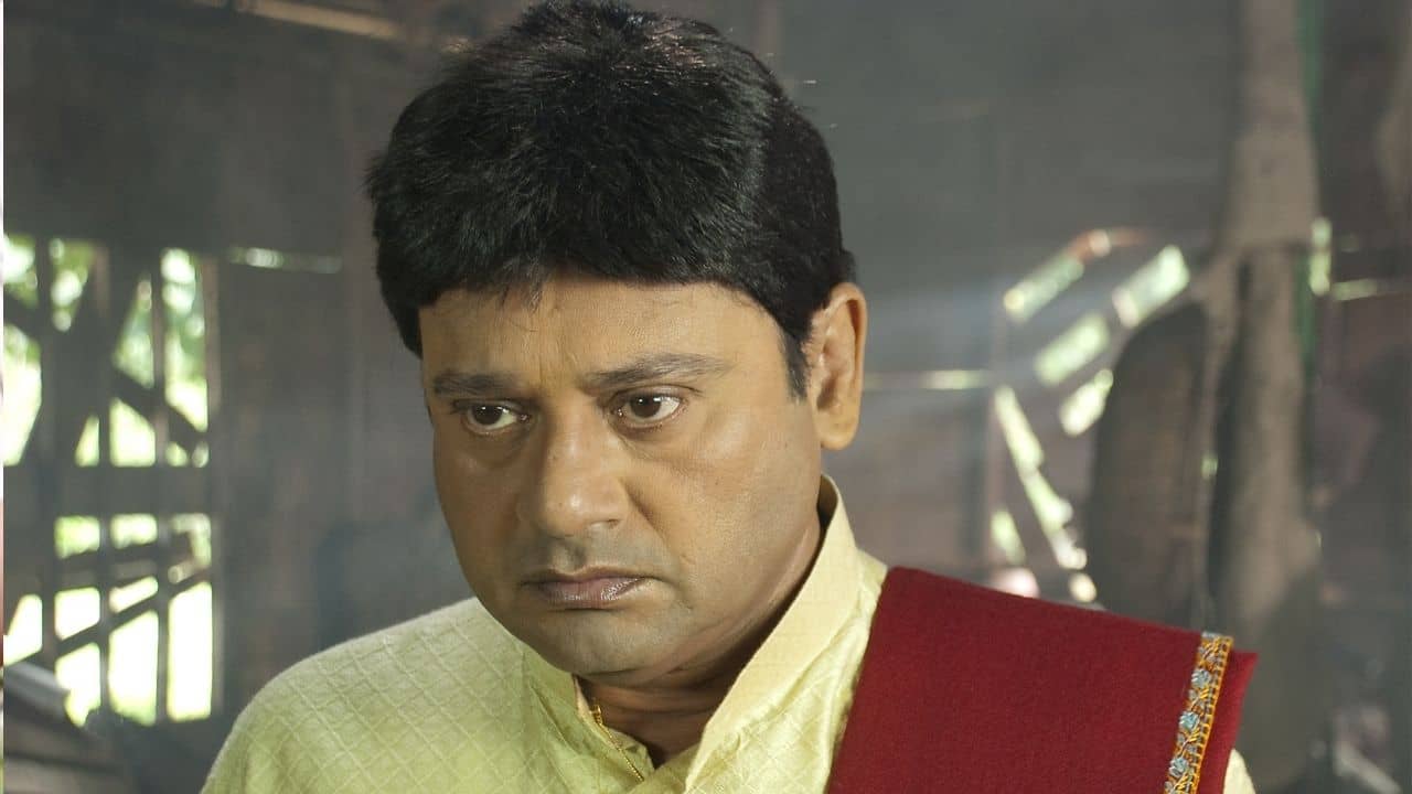 ভয়! লুকিয়ে-লুকিয়ে মুখ ঢেকে কোথায় যেতেন তাপস পাল?